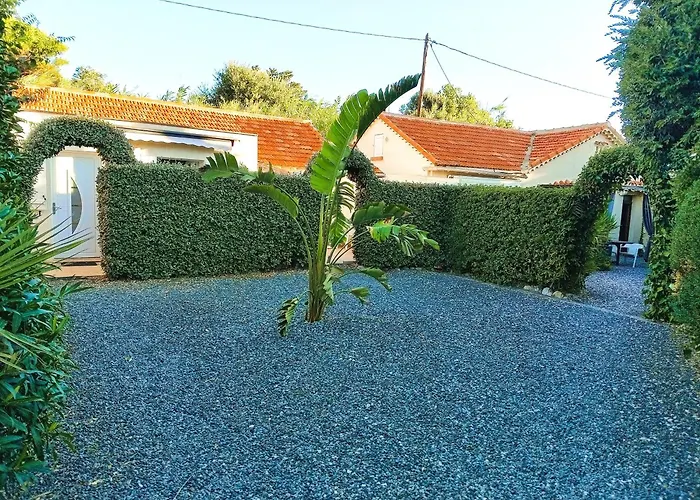 T3 De 35m2, à Pied, Piscine Partagée, Bbq, Parking, Wifi, 2 2 Salles De Bain, Résidence Le Rêve D'azur Сasa de vacaciones Sainte-Maxime