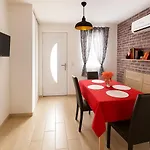 De La Nartelle T3 De 35m2 - Piscine Partagee -parking - Bbq - 2 2 Salle De Bains Calme & Detente A Quelques Pas De La *