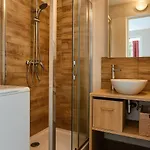De La Nartelle T3 De 35m2 - Piscine Partagée -parking - Bbq - 2 2 Salle De Bains Calme&détente Au Rêve D'azur *