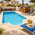 Holiday home De La Nartelle T3 De 35m2 - Piscine Partagee -parking - Bbq - 2 2 Salle De Bains Calme & Detente A Quelques Pas De La