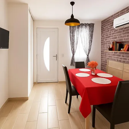 T3 De 35m2 - De La Nartelle à 200m- Piscine Partagée -parking - Bbq - 2 2 Salle De Bains Pour Un Calme&détente à Quelques Pas De La Plage- Check-in 15h à 20h Maximum- Propriété Le Rêve D'azur Maxime *