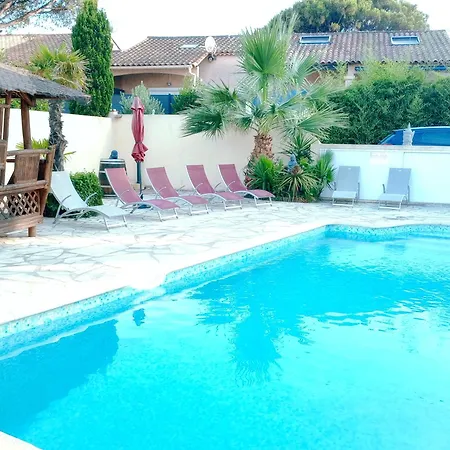 Semesterbostad Reve D'azur En Bord De A La Nartelle Avec Piscine Dans La Residence, Terrasse, Bbq, 2 2 Sdb De 35m2 Draps Inclus *