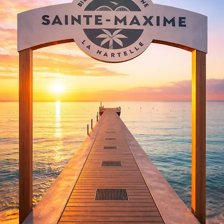T3 De 35m2 - De La Nartelle à 200m- Piscine Partagée -parking - Bbq - 2 2 Salle De Bains Pour Un Calme&détente à Quelques Pas De La Plage- Check-in 15h à 20h Maximum- Propriété Le Rêve D'azur Maxime Hébergement de vacances Sainte-Maxime